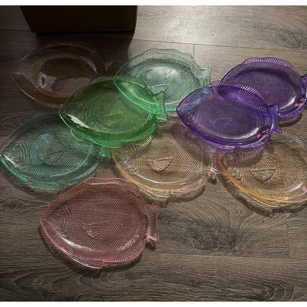 Vintage Colorful Fish Shaped Plastic Plates Retro Nautical Textured